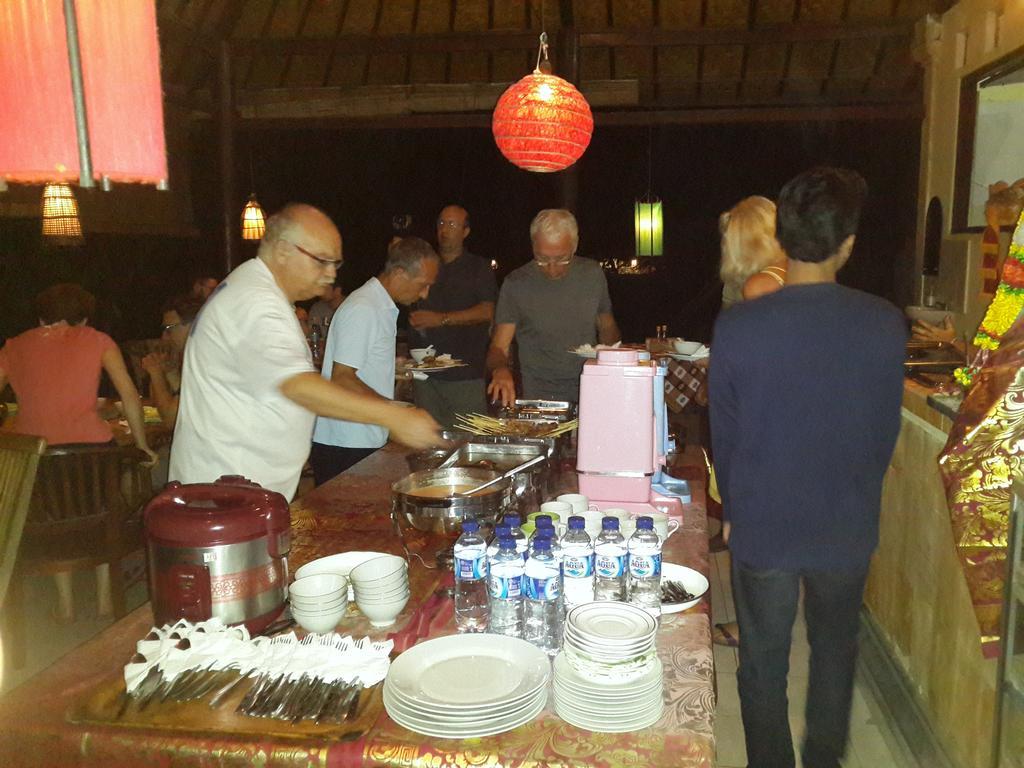 Beten Waru Bungalow&Restaurant Amed Exterior foto